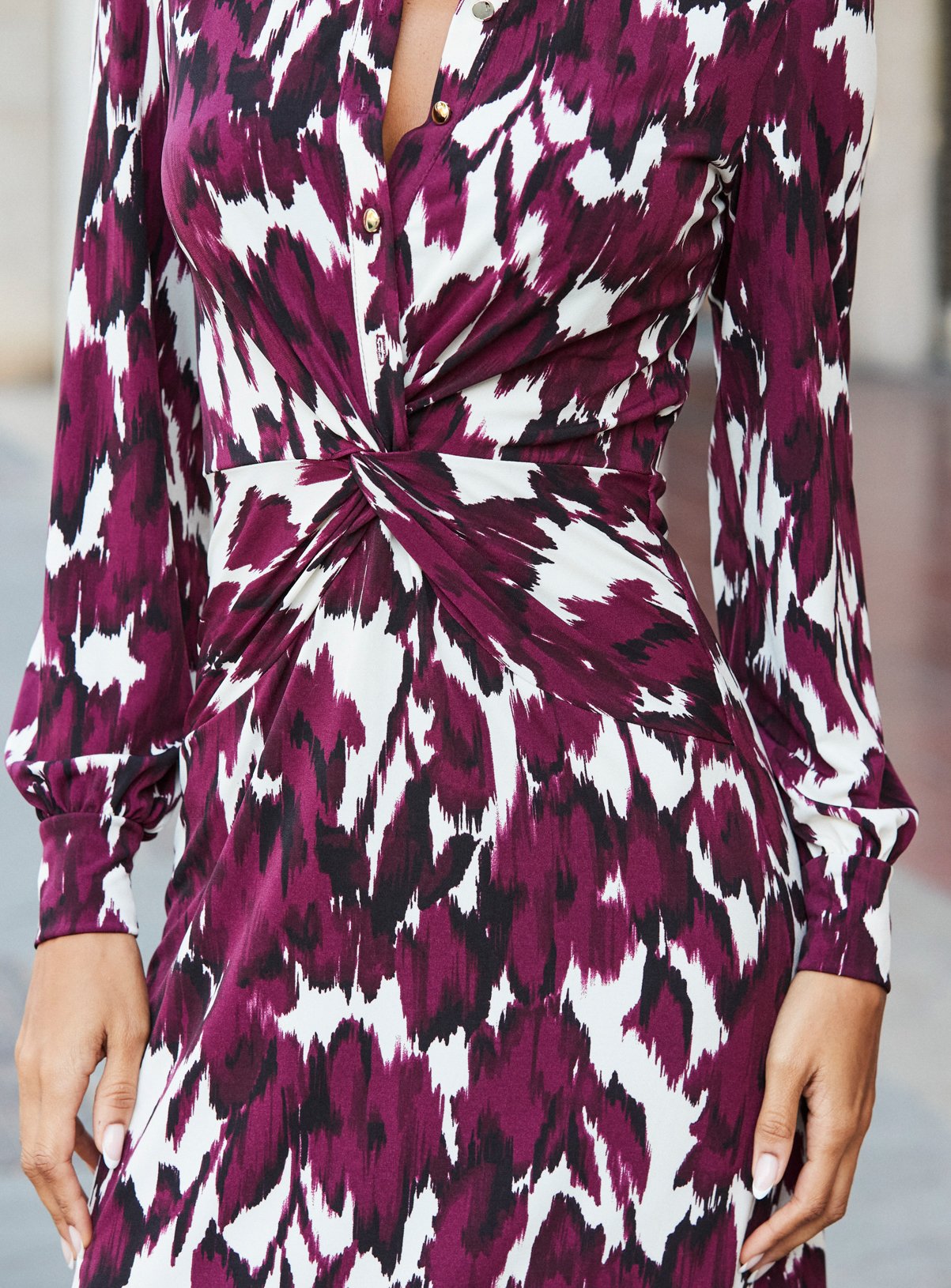 SOSANDAR Burgundy Floral Print Twist Front Shirt Dress 12 - Image 3 thumbnail